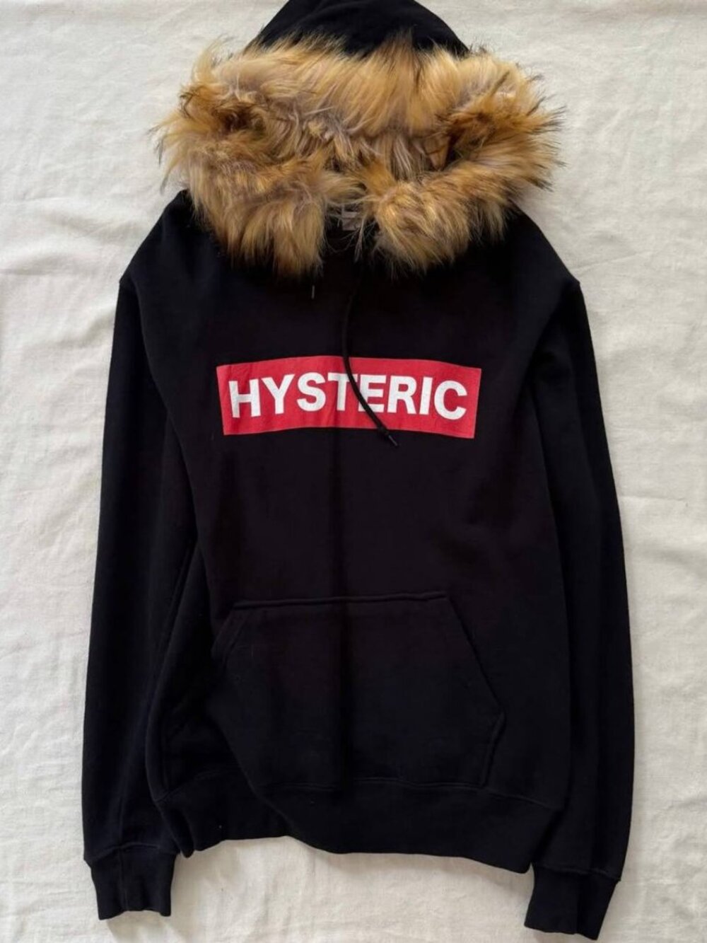 Black Graphic Hoodie with Faux Fur Hood – Y2K Streetwear
